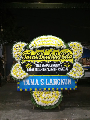 Papan Bunga Duka di Pondok Kelapa